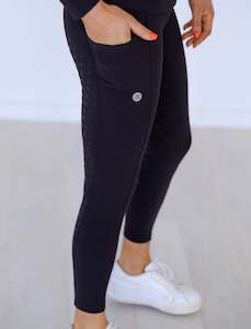 Training Wear: BLACK PERFORMANCE TRAINING TIGHTS