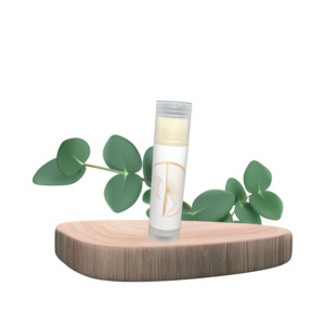 Strawberry kissable lips - Beyond The Page