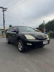 Sold Vehicles: 2007 Toyota Harrier 350G - Heated Leather Seats!