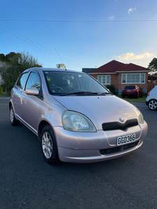 Stock: 2000 Toyota Vitz - Low Kms!