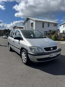 Stock: 2002 Holden Zafira - Tidy! 1 NZ Owner!
