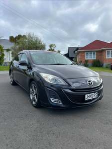 2010 Mazda Axela