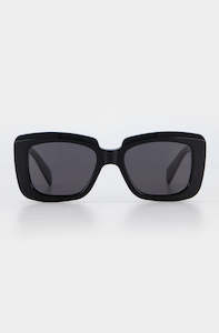 Sunglasses: Pia - Black