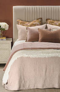 Kaiyu Pink Clay Bedspread