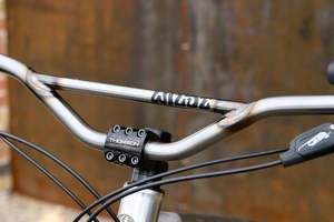Steering Cockpit: Wilde Cardinal Bar Clear