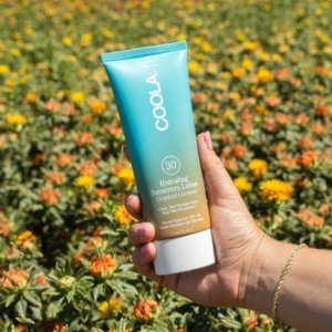 COOLA Classic Body SPF30 Organic Sunscreen Lotion (Tropical Coconut) ⋆ Bien-ê&hellip;