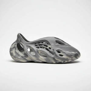 Yeezy Foam Runner: adidas Yeezy Foam RNR MX Granite