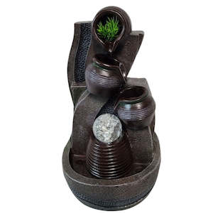 Water Fountain  Clay pot w/grass