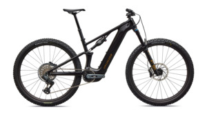 E Bikes: Turbo Levo R Expert 2026