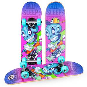 Skateboards: Madd Gear 22" Locker Board Alien