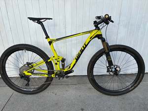 Giant Anthem Advanced 1 Carbon 27.5 DISC MTB - Large