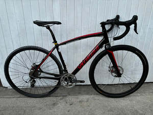 Road Bikes 1: Specialized Secteur Gravel/Road DISC - Medium/Large