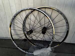 Wheelsets: Mavic Ksyrium Equip S Wheelset - 11 Speed