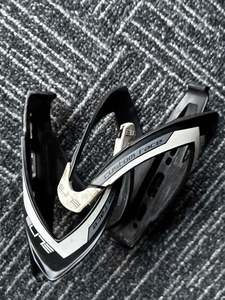 Accessories: Elite Composite Bottle Cages (PAIR)