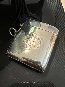 Vintage Jewellery: Sterling silver vesta case