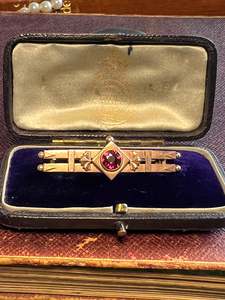 Antique Victorian Garnet Brooch