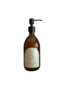 Frontpage: BODYWASH | Cedarwood + Mandarin