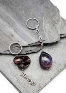 Sgs Jewellery: Cultured hoop earrings- black pearl