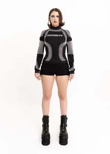 Long sleeve active top