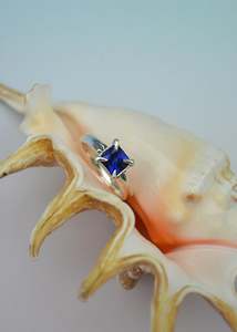 Pool Party Ring