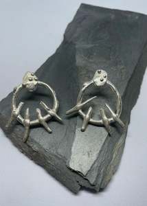 Flora Bird: Barb earrings