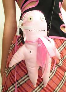 Sarah Garfield: Dead Doll leather bag- pink