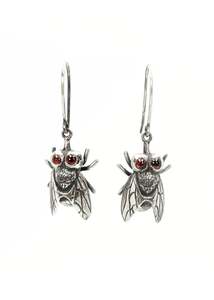 Screaming Jewellery: Fly Earrings