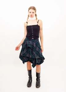 Structured tartan pin tuck skirt