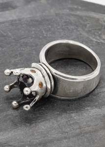 Jewellery: Red Queen ring