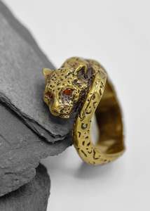 Jewellery: 14k gold plated leopard ring