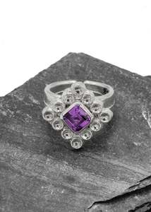 Dollar Store Diamond ring in Groovy Grape