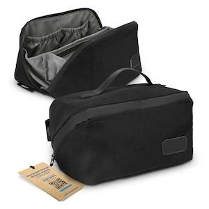 Travel Gear Amenities: SPICE Waste2Gear Dopp Kit