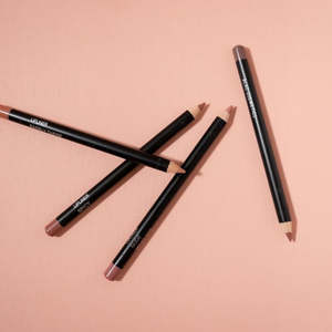 All Makeup: Luxe Lipliner