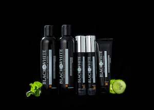 Advanced Perfection: SKINCARE GIFT BOX ADVANCED MUST HAVES