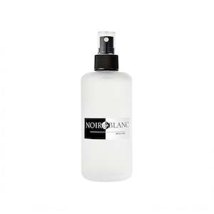 Noir Blanc The French Collection: NOIR&BLANC LINEN & ROOM FRESENER SPRAY