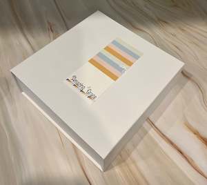 Amazing Grace Gift Boxes: Little Miracle Candle Travel Tin and Room Fragrance 150 ml