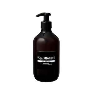 Body Beautiful: BLACK & WHITE ESSENTIALS - HAND & BODY WASH 500 ml
