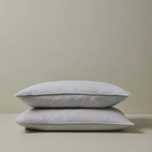 Bedroom Homeware: Ravello Linen Pillowcase - Silver