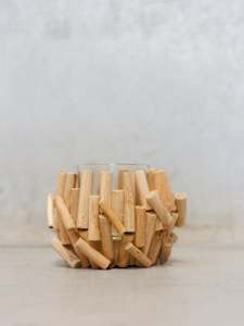 Homeware: Nordic Wooden Mini Vase