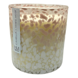 Vogue: Vogue Pink White - Camellia + White Musk