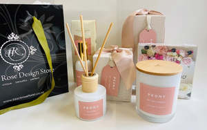 Flowers Gift Items: Peony Blush Gift Pack Large