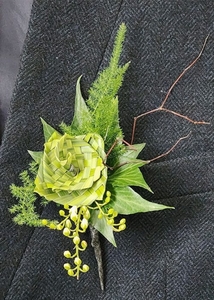Putiputi Buttonhole