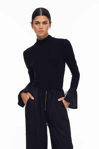 Essentials: Rememory Top - Black