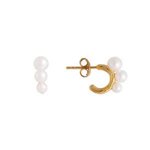 Mothers Day Edit: Fairley - Triplet Pearl Studs - Pearls / Gold