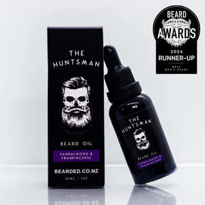 Mensgroomingproducts: BEARDED - The Huntsman Beard Oil