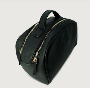 Bathroom: Windsor Toiletry Bag - Black