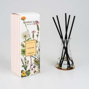 Candles Fragrance: Reed Diffuser Set - In Bloom