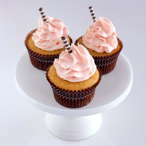 Flavours: Strawberry Sundae