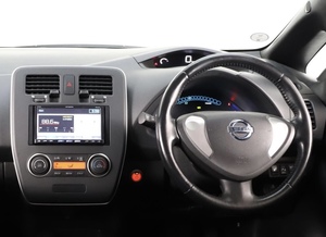 Head Unit (Stereo) Nissan Leaf S spec