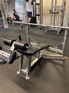 Pre Owned Equipment: Hammer Strength Olympic Decline Bench